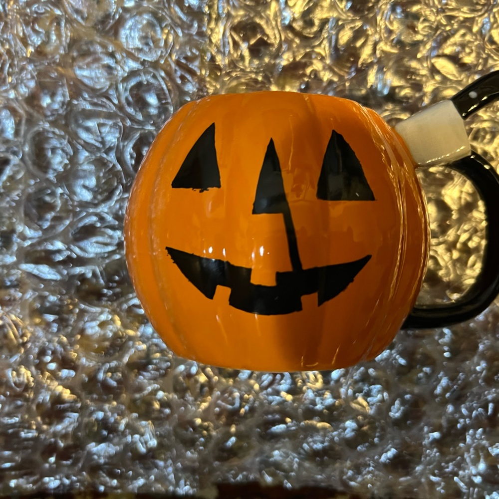 Halloween Michael Myers Pumpkin Molded Coffee Mug 20 oz.